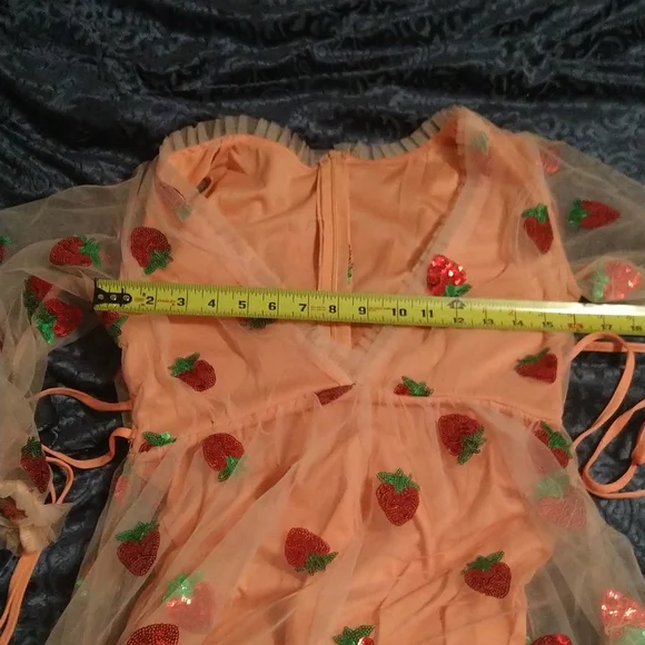 STRAWBERRY 🍓 DELIGHT.....Sexy Sequin Tulle Dress - Picture 7 of 9